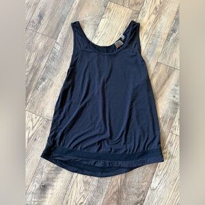 Zella black mesh workout top size large